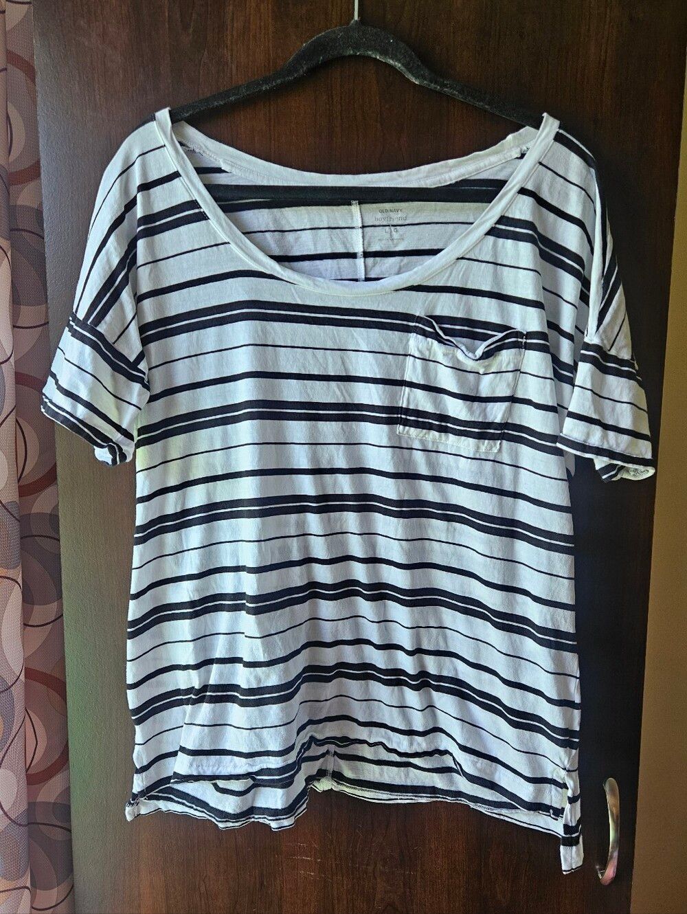 Old Navy White & Black Striped Scoop Neck Pocket Tee Size Large